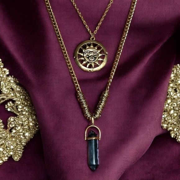 🆕️Indian Artisanal Layered Boho Chic Sun & Crystal Statement Necklace 🌞✨ - Picture 3 of 9